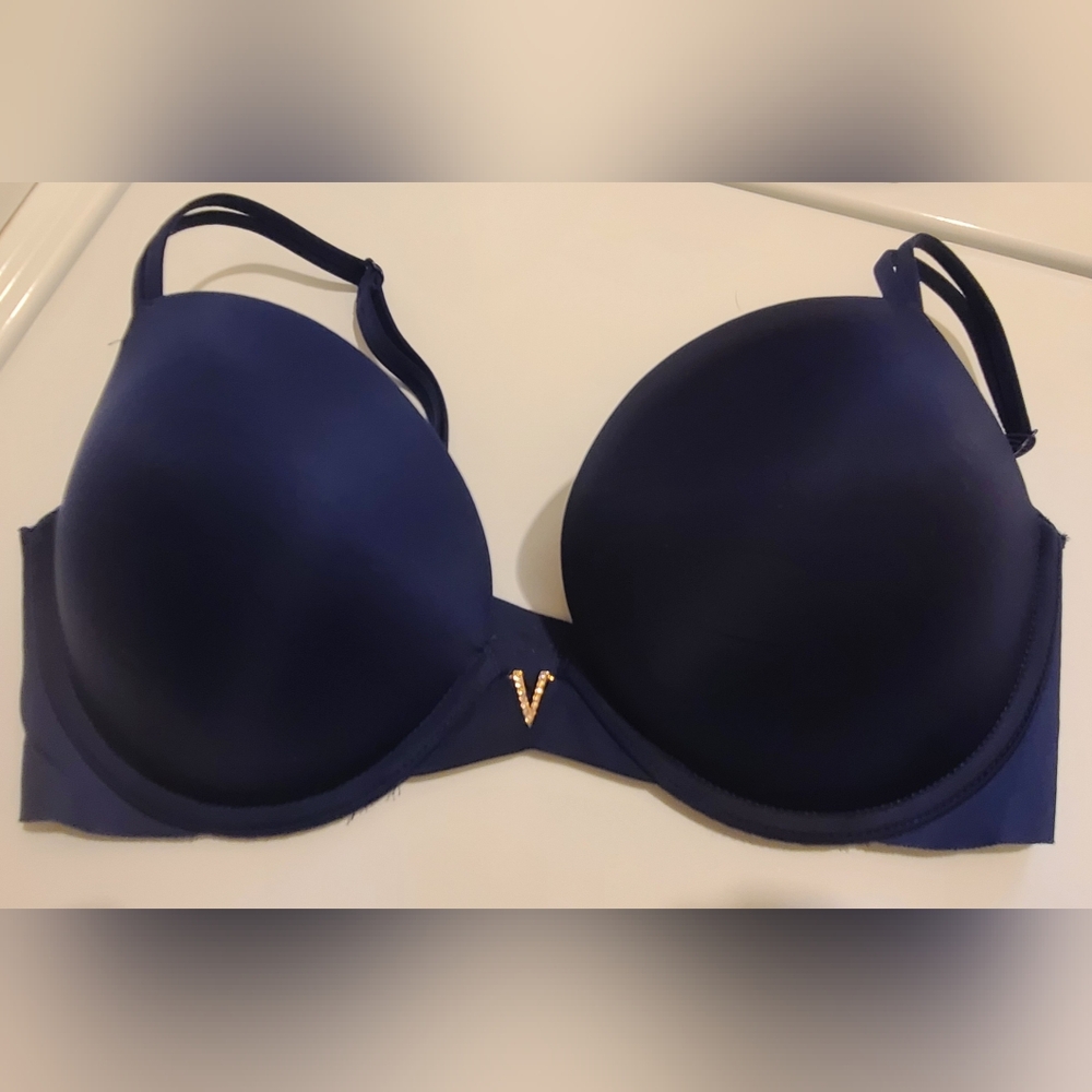 Victoria's Secret Cloud Bra 34D